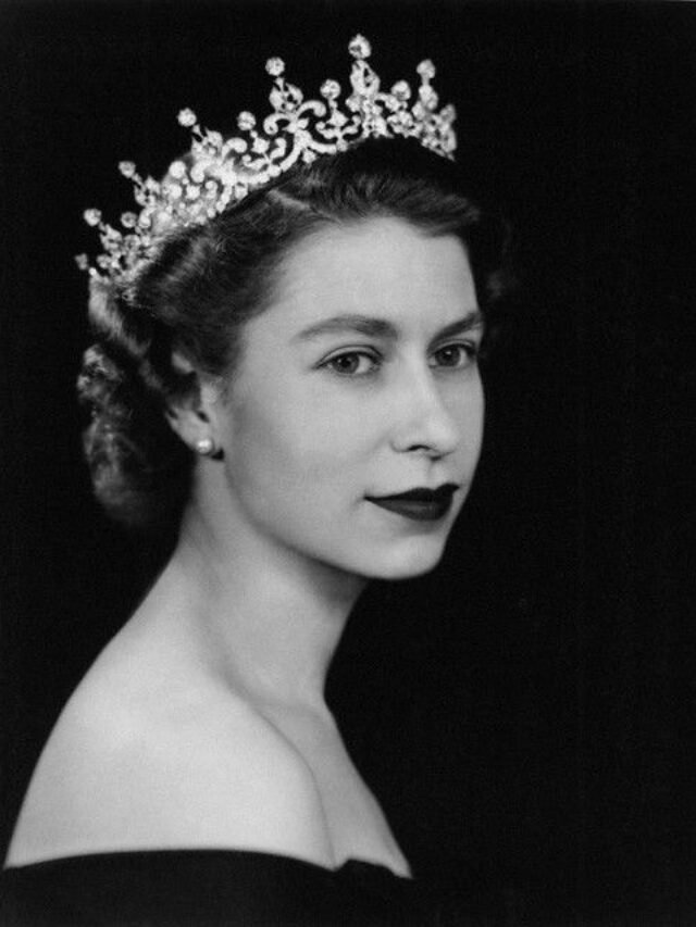 70 Years of Queen Elizabeth II – Reflecting on Her Coronation