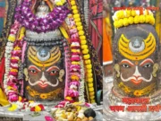 Dawn Bhasma Aarti Reveals Mahakal’s Divine Form After Panchamrit Ritual Devotees attend the early morning Bhasma Aarti at Mahakaleshwar Temple in Ujjain